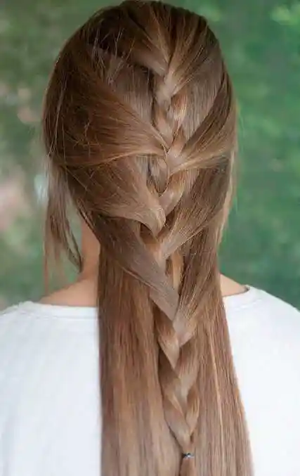 长发简单编发教程,提升气质女神范十足