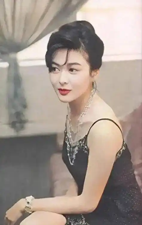 90年代震惊香港娱乐圈的10大绝色美女你知道几个
