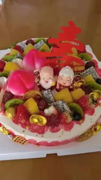 又是一年母亲节!祝天下老人健康长寿. - 抖音