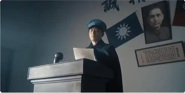 蒋介石开会阅兵三件套 白手套 黑色披风 拐杖 都是怎么形成的