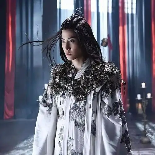 少女心收割机mike身材撩人泰帅了泰甜了