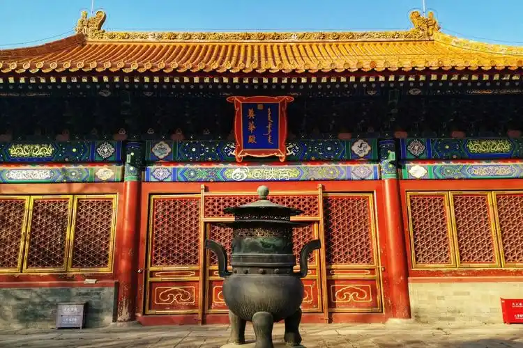 英华殿位于紫禁城西北边角上,可以说是最偏僻的角落了.