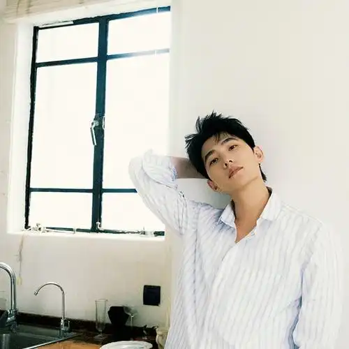 杨洋头像上新##杨洋居家男友