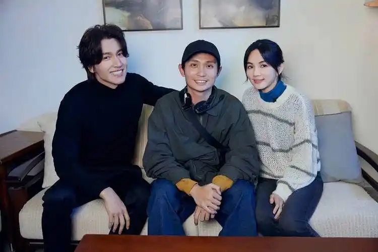 ella陈嘉桦 x jerry言承旭,全新单曲〈愿望清单〉mv现已全网上线_首歌