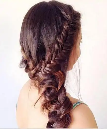 【学打扮】优雅交错的麻花辫,慵懒中散发着迷人气息