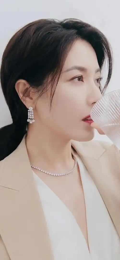 明星美图壁纸曾黎中戏史上最美校花