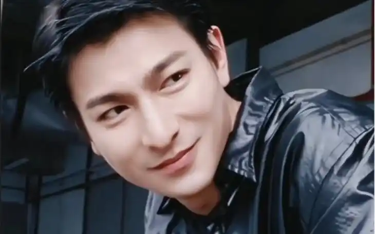 初代机车男神刘德华