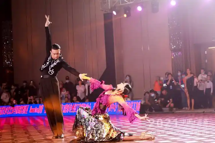 2021中国三亚第二届标准舞拉丁舞城市公开赛成功举办