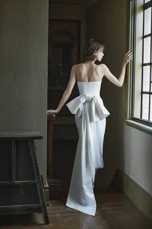 欢娱影视演员 @吴谨言 出席2021 elle beauty……_star_颁奖_星美