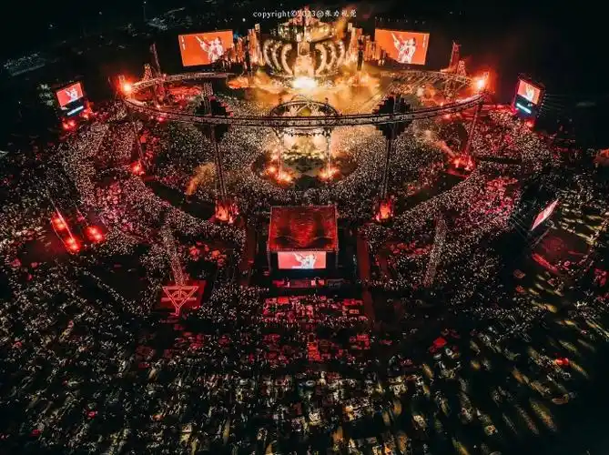 哪个演唱会#【vx|acme】点击收看2023华晨宇火星演唱会超酷炫灯光舞美