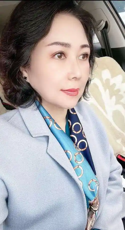 47岁丧偶女征婚照片(id:4086956)_四川成都征婚交友_我主良缘网