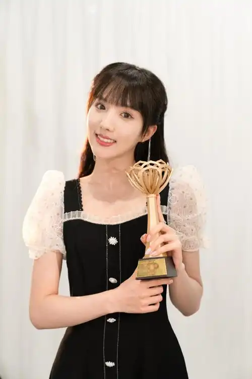 苏晓彤金骨朵年度潜力女演员