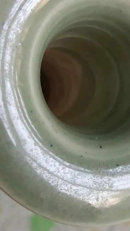 本人认为此类五代黄堡窑白胎,灰白胎瓷器疑视为五代柴窑瓷器.