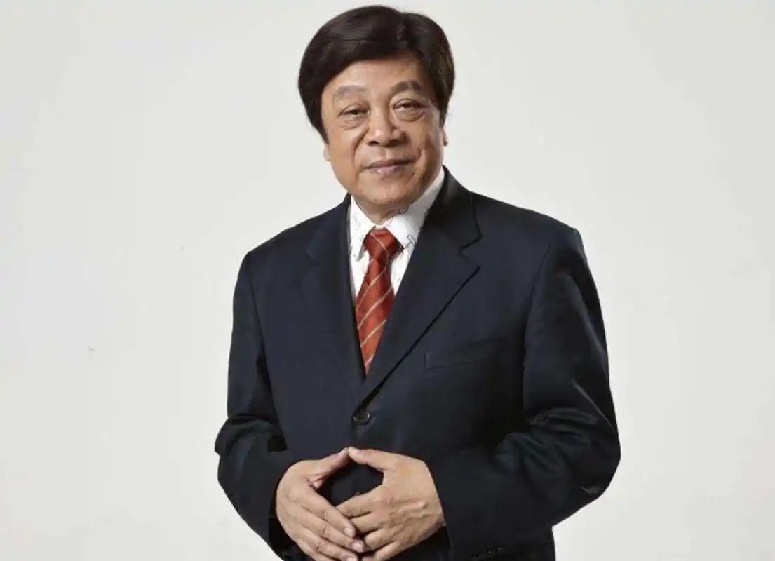 2020年去世的8位名人,躲过新冠却没躲过死神,令人无比心疼