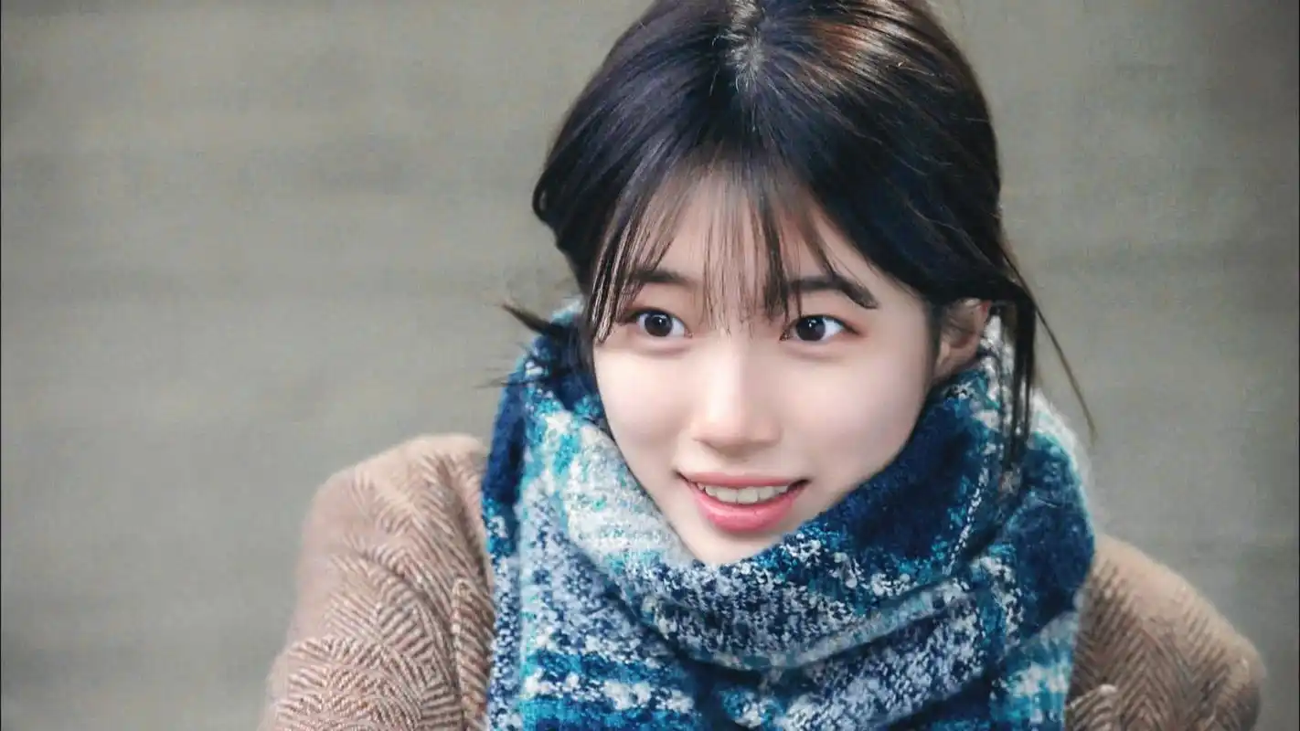 韩剧《任意依恋》裴秀智可爱剧照图片桌面壁纸-日韩影视-壁纸下载-美