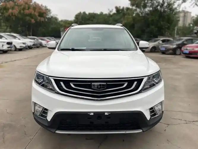 优秀国产车2016年5月的吉利帝豪gs越野车3.58全款带走 - 抖音