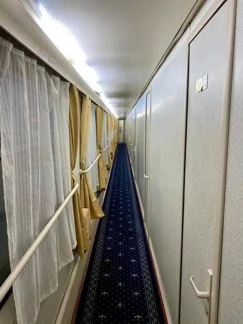 上海至北京t110次特快列车高级软卧车厢组图