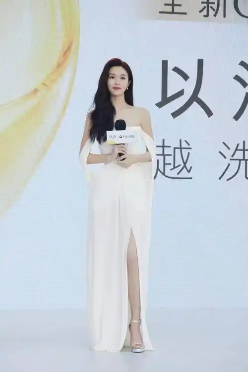 超美超性感 #冷白皮美女文咏珊,姐姐真的太可了!_时尚_魅力_社会