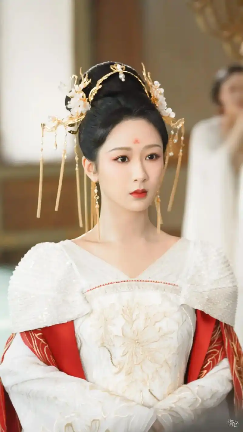 杨紫.图库美图来一波,生日倒计时3 天!#向全世界安利 #杨 - 抖音