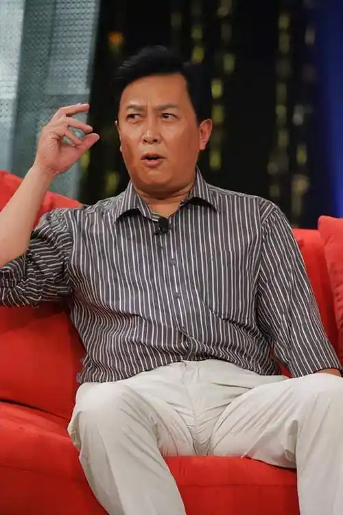 唐国强:父亲去世,前妻自杀,如今71岁的我不敢老去还要照顾母亲|演员