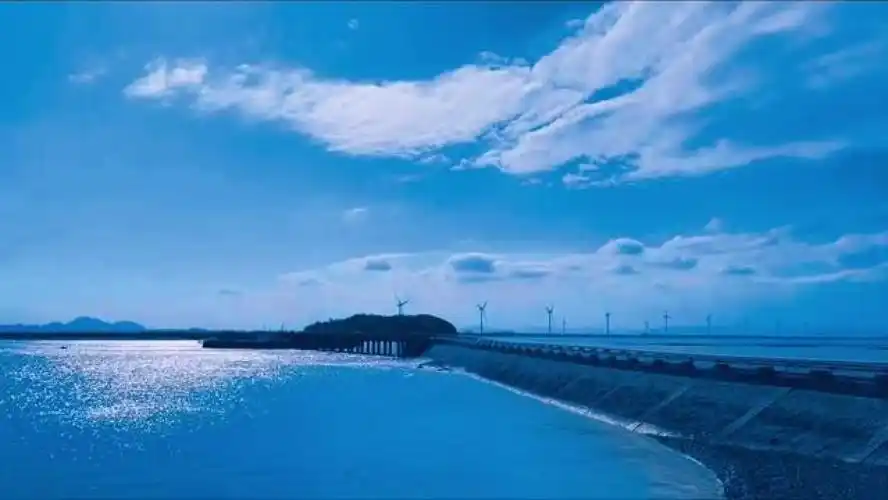 治愈系风景 大海深处有一家便利店,售卖着蓝色的孤独.