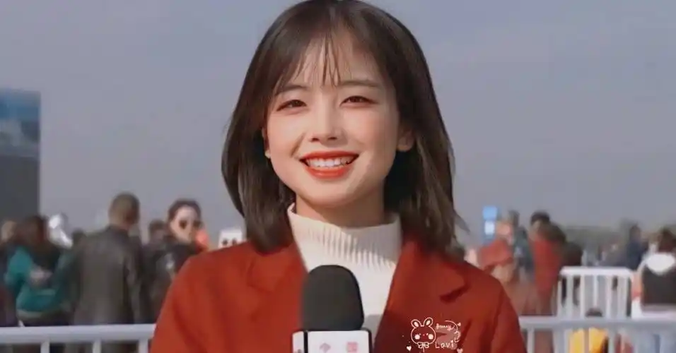 电视最美女记者王冰冰:因太漂亮被喊"老婆",评论尽是赞美_网友_新闻