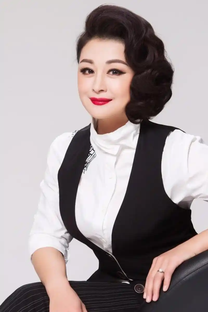 原创一路走好谢大脚于月仙不幸车祸去世年仅50岁一生未育