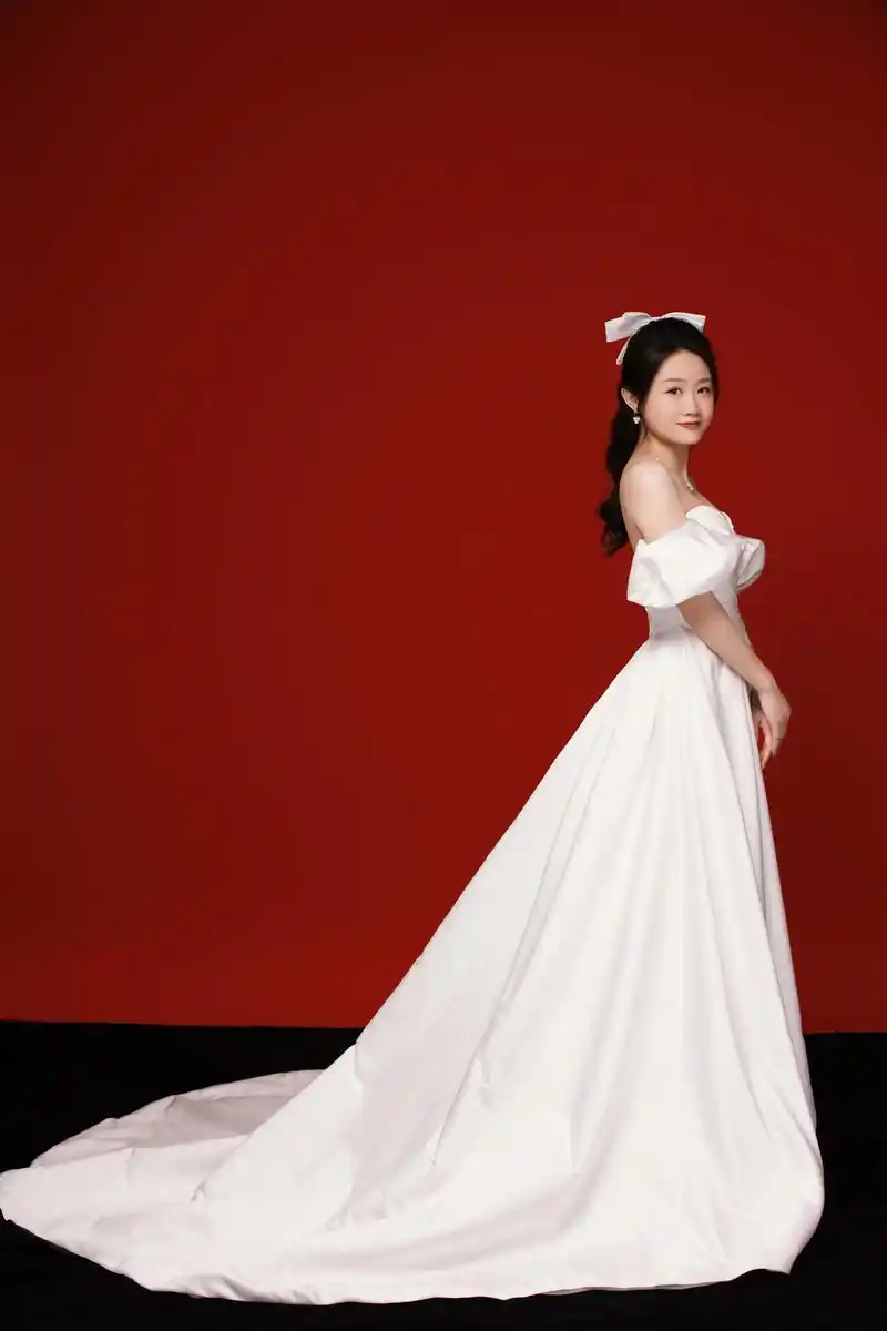 真的好漂亮.哇这么好看的外景婚纱到底是谁 - 抖音