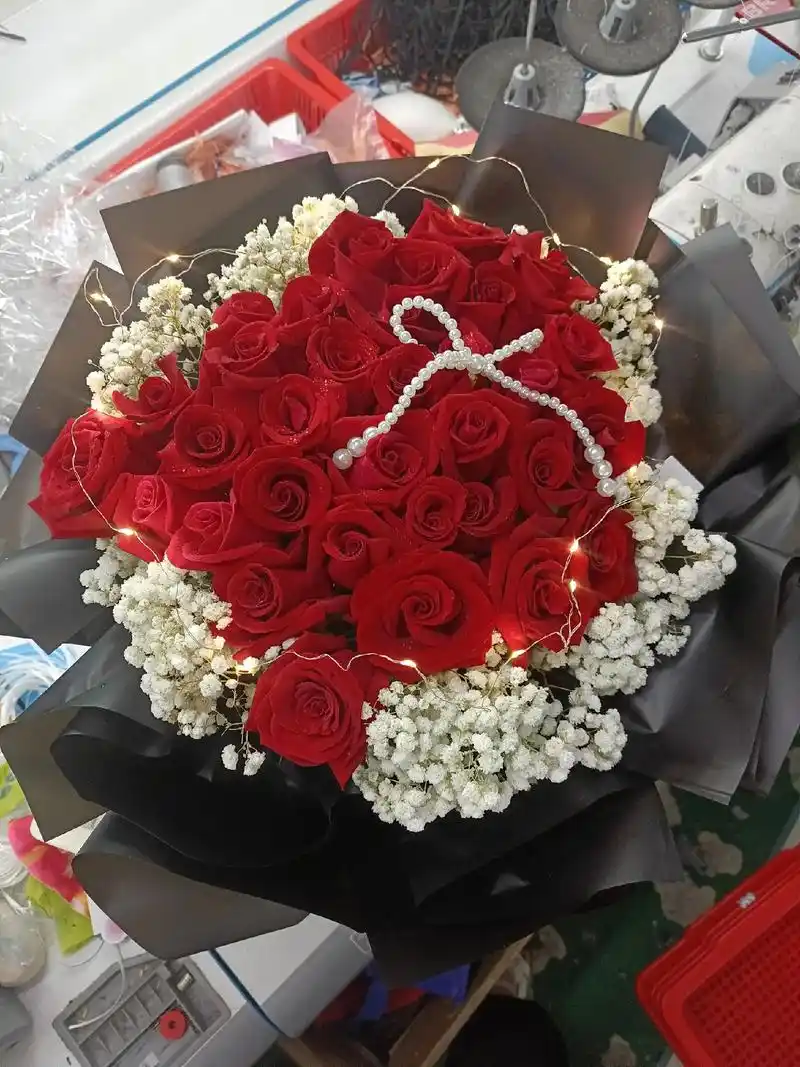 来自我们家熊先生的宠爱突如其来的玫瑰 有点意外,平淡的生活