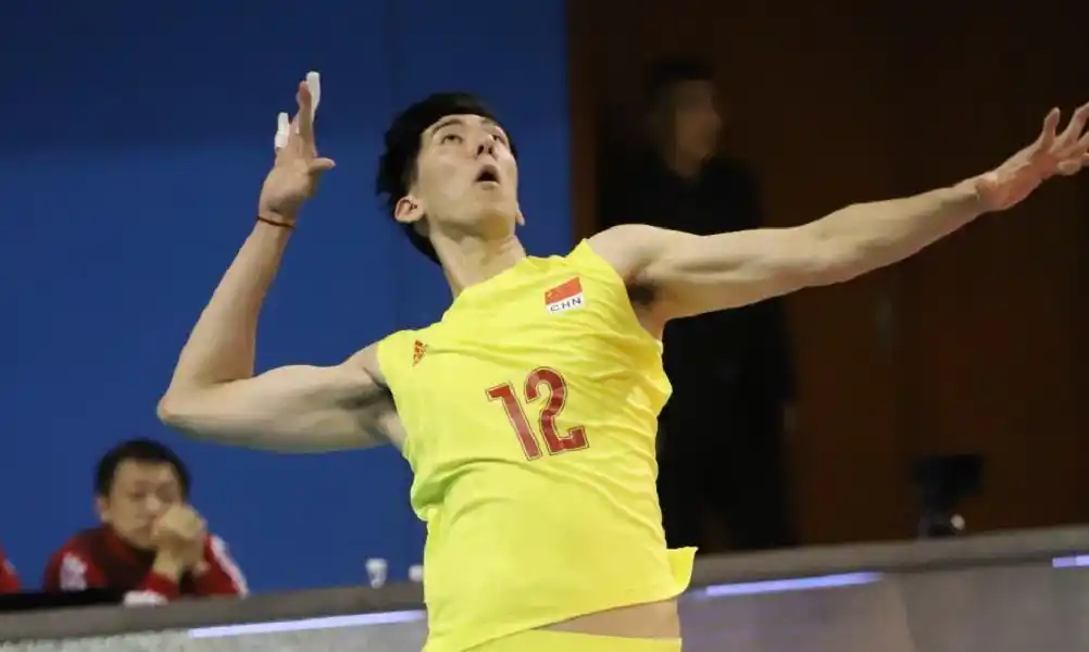 中国男排公布东京奥运会落选赛14人名单!_詹国俊