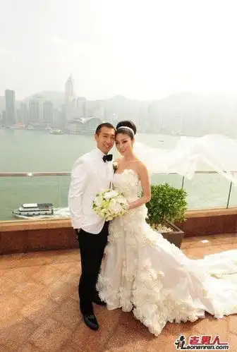 曝光陈慧琳老公刘建浩私照 相貌平平但温柔贴心