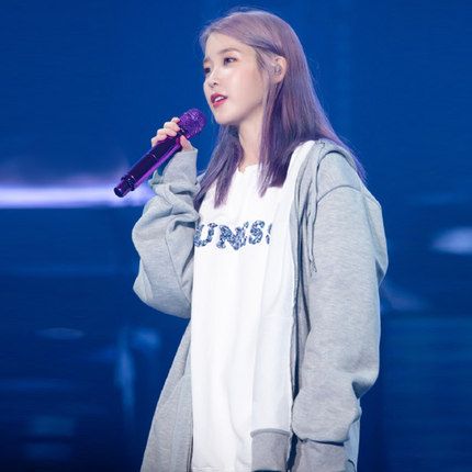 iu卫衣女韩版休闲学生开衫连帽灰色新款同款卫衣