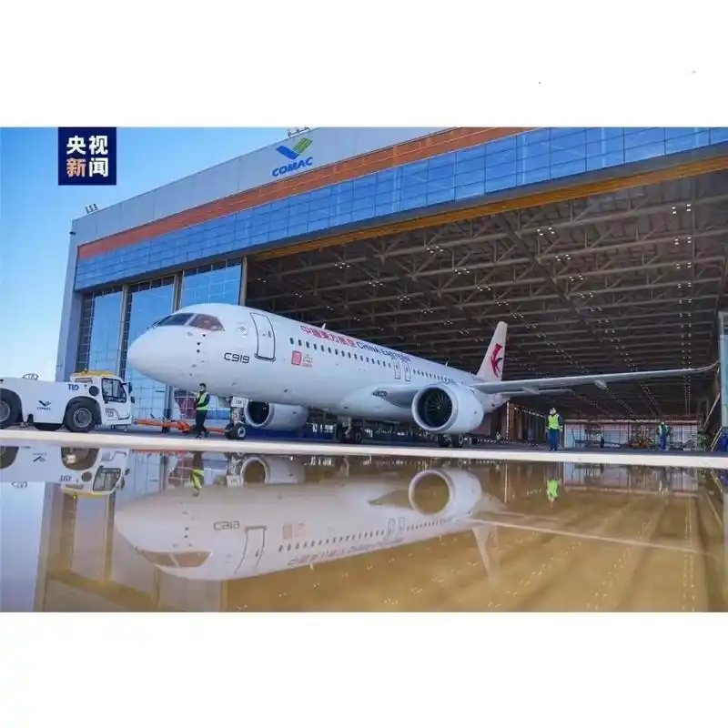 今天,国产大飞机c919全球首次商 - 抖音