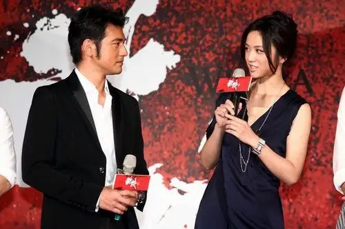 图文:《武侠》台湾首映--金城武汤唯