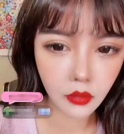 韩安冉前夫与未婚妻吵架,不顾兜儿怀孕怒摔门,斥责女