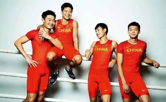 当小猎豹郑恺遇到亚洲飞人苏炳添,这样的《奔跑吧》你喜欢吗_短跑