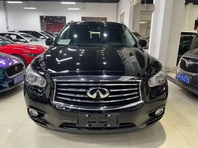 英菲尼迪 qx  2017款 qx30 1.6t 时尚版 两驱图片