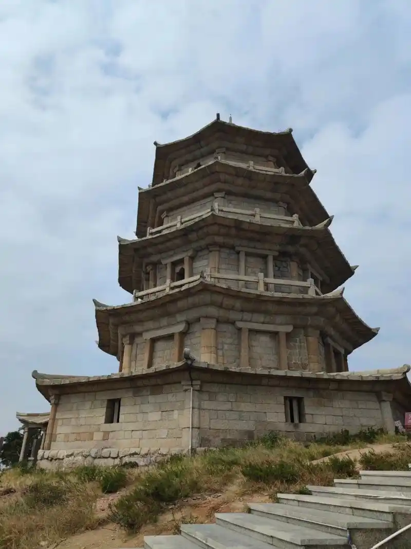 宋元泉州重要地标-石狮姑嫂塔 吃饱喝足,第三站-姑嫂塔 姑嫂塔在石狮