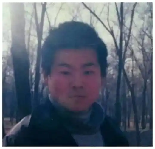 岳云鹏:10岁睡牛棚,成名后给姐姐买房,原来我们都被他"骗"了