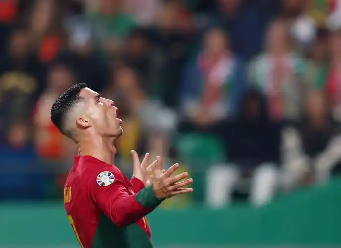 9场比赛进10球明年欧洲杯c罗还是葡萄牙的绝对核心