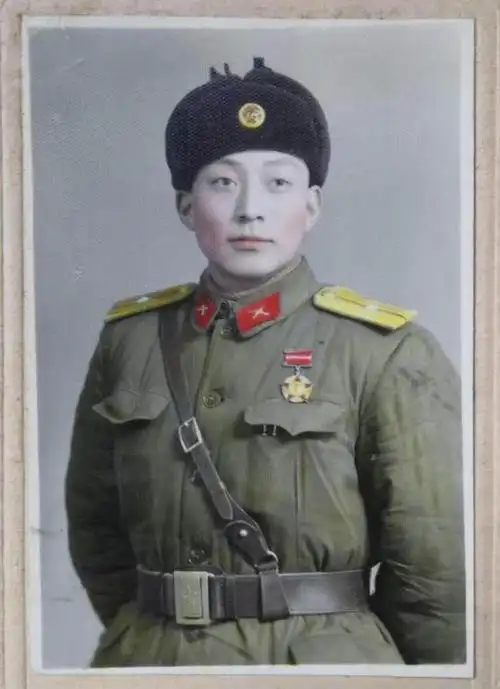 老兵日记失而复得,洒泪回忆70年前光荣岁月