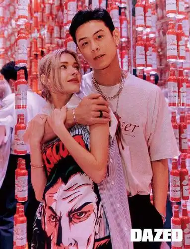 beenzino于2009年出道,被simon d挖掘,和dok2,the quiett同公司,代表