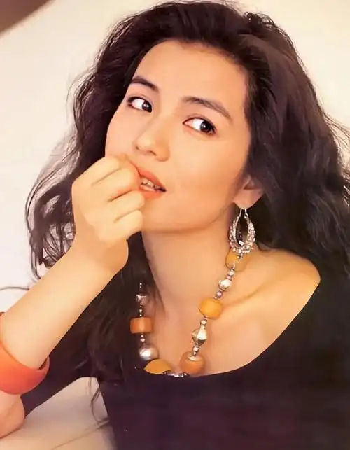 钟楚红和朱家鼎的凄美爱情:他带给我的,已经足够度过我的余生了