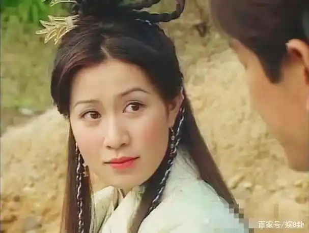 《倚天屠龙记》4版本周芷若,高圆圆惊艳,周海媚经典