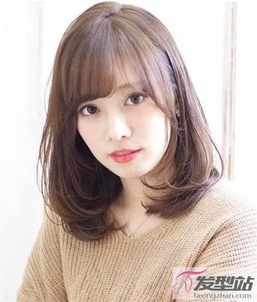 内扣怎么烫 内扣怎么打理_发型站_最新流行发型设计发型图片与美发