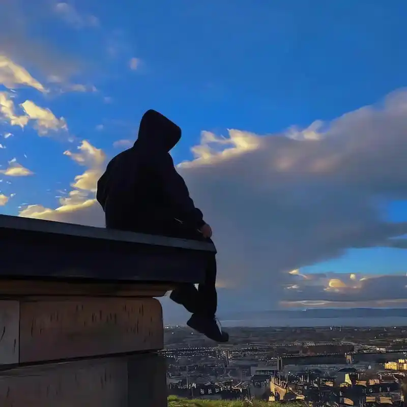 男生头像二次元#男生头像简单干净
#男头像动漫#成熟男人头