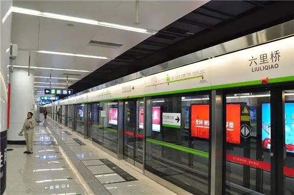 北京地铁日均客流超1160万多个换乘站将怎么改造