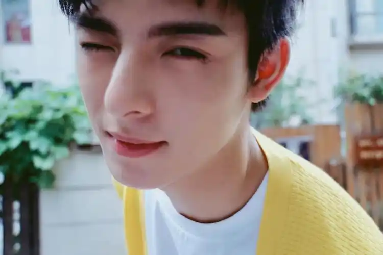 王皓轩 haoxuan wang的图片