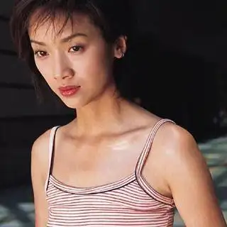 吴倩莲虽然不是一流的美女,但是演技却是大腕实力派