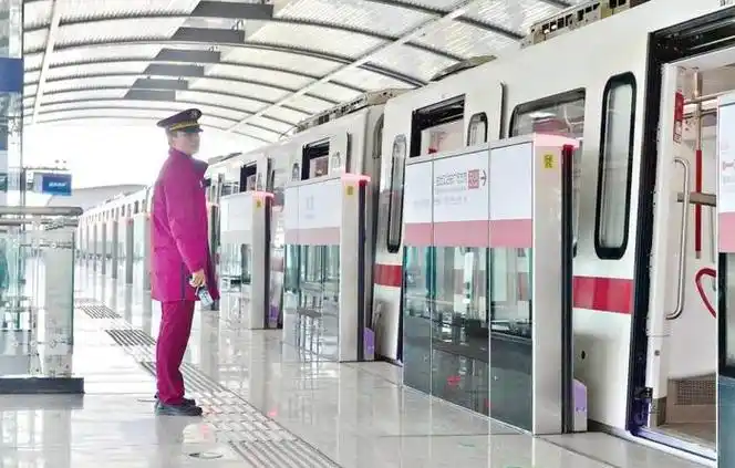 地铁5号线新增两站4分钟经过三高校